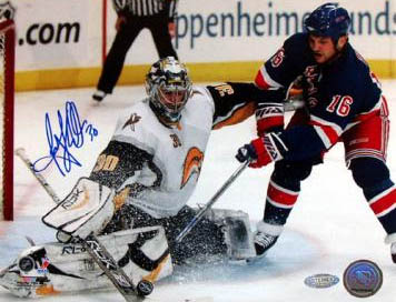 Sean Avery Autograph Sports Memorabilia from Sports Memorabilia On Main Street, sportsonmainstreet.com