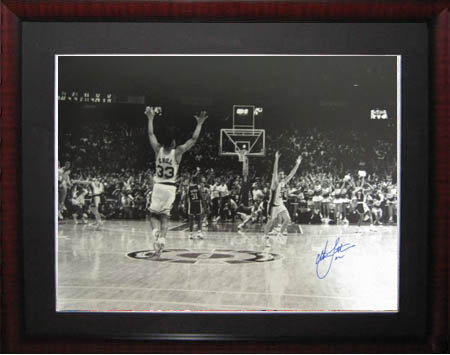 Christian Laettner Autograph Sports Memorabilia from Sports Memorabilia On Main Street, sportsonmainstreet.com