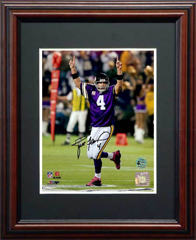 Brett Favre Autograph Sports Memorabilia from Sports Memorabilia On Main Street, sportsonmainstreet.com