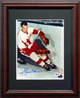 Gordie Howe Autograph Sports Memorabilia, Click Image for more info!