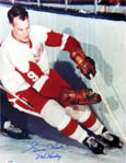 Gordie Howe Autograph Sports Memorabilia, Click Image for more info!