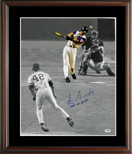 Luis Gonzalez Autograph Sports Memorabilia from Sports Memorabilia On Main Street, sportsonmainstreet.com