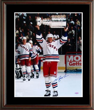 Mark Messier Autograph Sports Memorabilia from Sports Memorabilia On Main Street, sportsonmainstreet.com