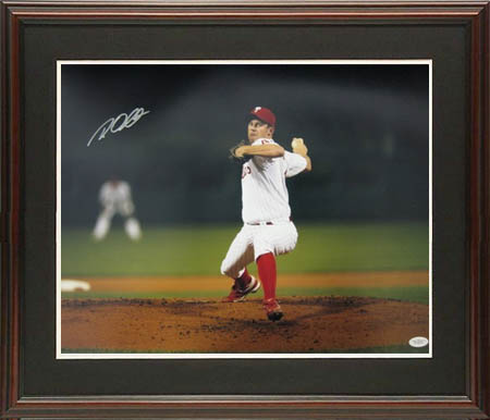 Roy Oswalt Autograph Sports Memorabilia from Sports Memorabilia On Main Street, sportsonmainstreet.com