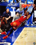 Dwayne Wade Autograph Sports Memorabilia, Click Image for more info!